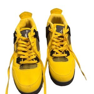 Jordan 4 Retro ‘Lighting’